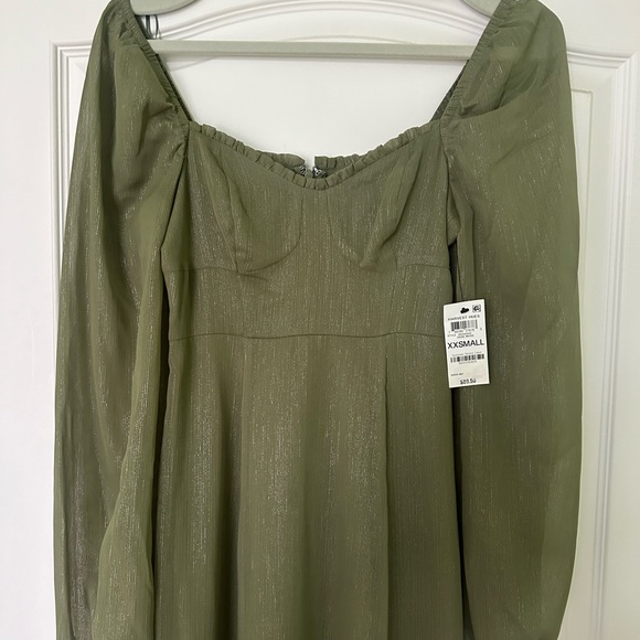 Women’s Side Slit Ruffle Trim Dress 👗 - Picture 5 of 11